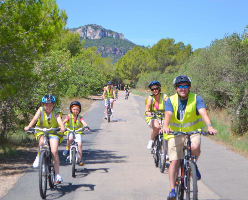 Salou: Easy Bike Tour with Wine Tasting - What the 13-kilometer ride feels like