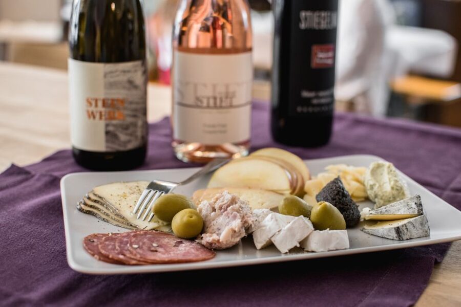 Salzburg: Guided Wine Tasting in a Hidden Wine Bar - What happens when you arrive at the Salzburg wine bar