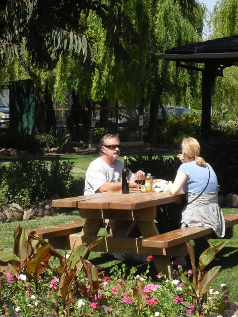 San Francisco: Half-Day Wine Country Tour with Wine Tastings - Crossing the Golden Gate Bridge
