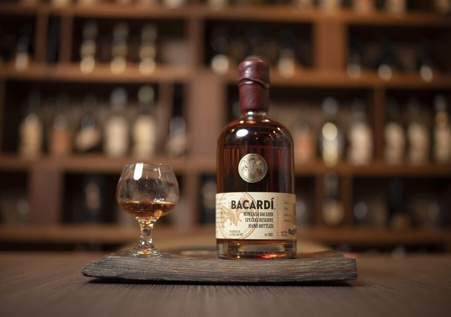 San Juan: Casa Bacardi Distillery Tour - Guides Make the Difference