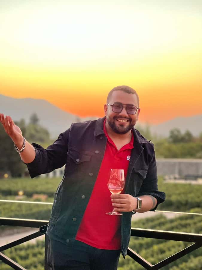 Santiago: Alyan Winery Sunset with Wine Tastings and Dinner - A slow first look at the winery