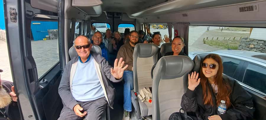 Santiago: Inca Lagoon Tour with Local Vineyard and Tasting - Laguna del Inca, the main reward