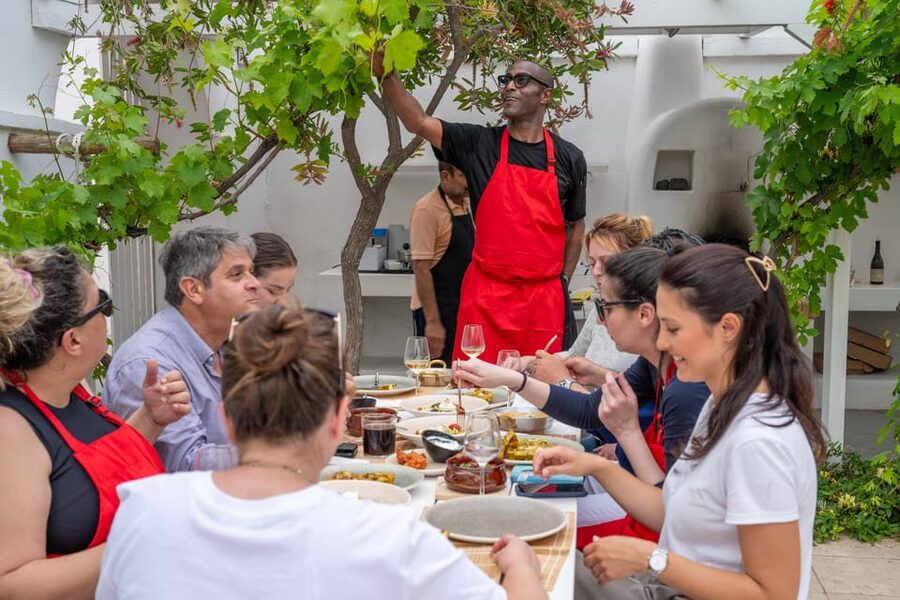 Santorini: Cooking Class with Lunch and Wine Tasting - The transportation issue you should plan around