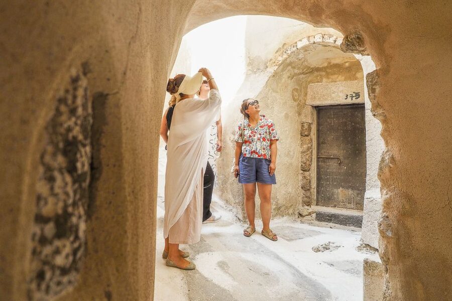 Santorini: Top Sights Day Trip, Wine Tasting, & Oia Sunset - How much value do you get for $61?