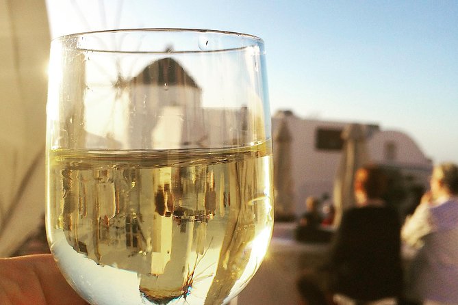 Santorini: Wine Tour with Sunset in Oia - Key points at a glance