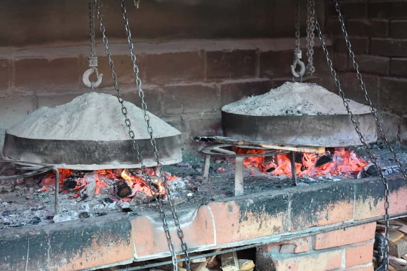 Sarajevo: Sarajevo City Market, Old Town Food Tasting Tour - Somun, Sarajevo’s 20-second bread