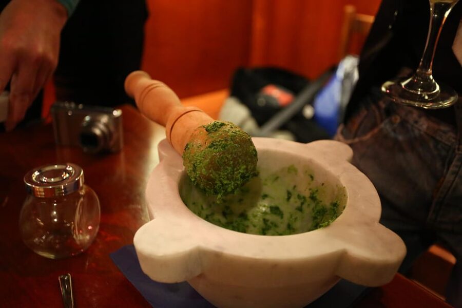 Sestri Levante: Pesto & Cooking Classes, Wine Tasting - Why the mortar matters in a Ligurian pesto class