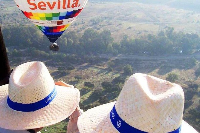 Seville Hot-Air Balloon Ride with Breakfast, Cava & Hotel Pick up - The morning starts long before sunrise