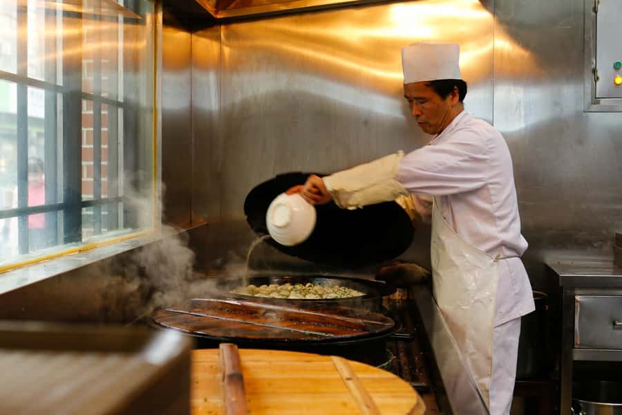 Shanghai: 3-Hour Local Food Tasting Tour - Why this Shanghai food tour works