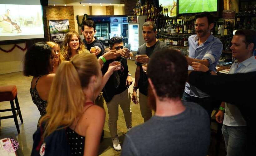 Singapore Pub Crawl - Party like a Local - The second and third bars: changing the pace