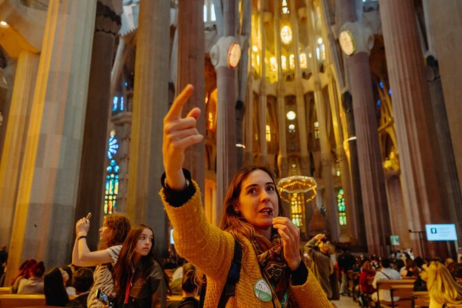 Skip the Line Sagrada Familia Guided Tour & Optional Cava Upgrade - The optional rooftop cava stop