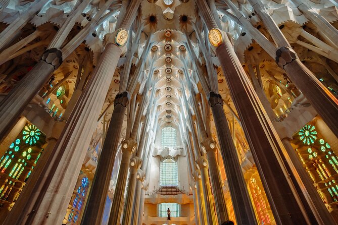 Skip the Line Sagrada Familia Guided Tour & Optional Cava Upgrade - Entering through Gaudí’s Nativity Façade