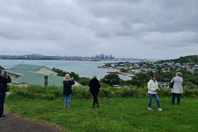 Small-Group Kumeu Wine Country Tour with Wine Tastings & Lunch - Who will enjoy this Kumeu afternoon?