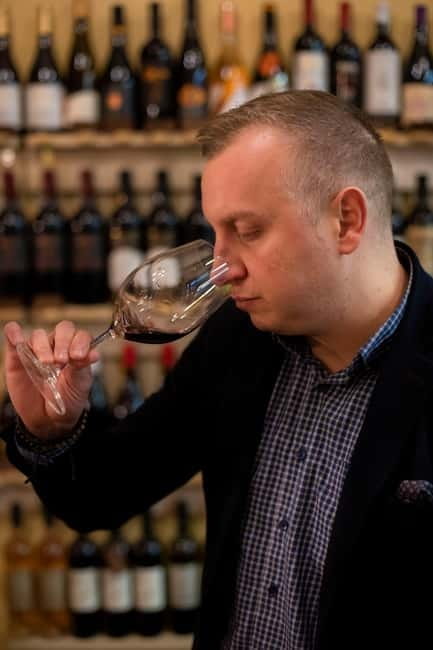 Sofia: Wine & Cheese Tasting Experience - A social hour, not a formal wine class