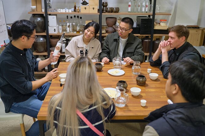 Soju Tasting at Distillery - story of 3 pigs - Who should book this Seoul experience?