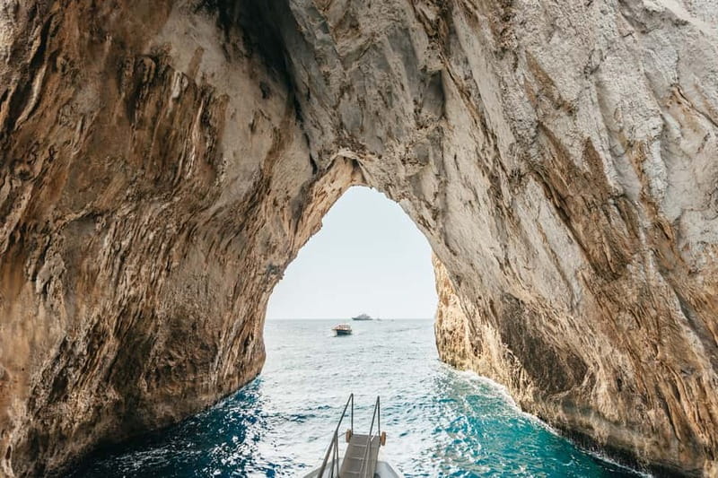 Sorrento: Coast and Capri Boat Trip with Limoncello Tasting - A boat-first way to see Capri