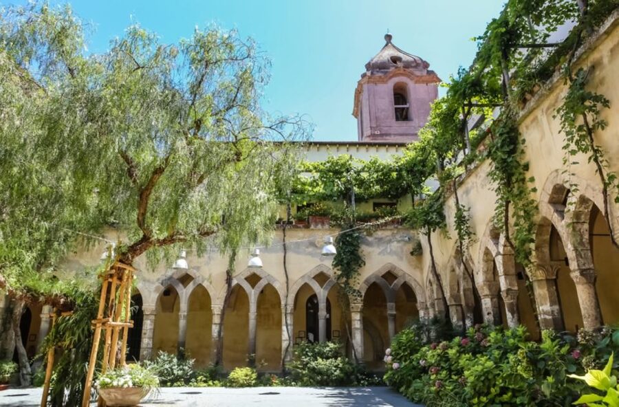 Sorrento: Guided Walking Tour & Limoncello Tasting - The Valley of the Mills and Sorrento’s unusual setting