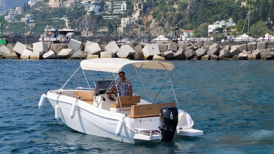Sorrento: Private Sunset Cuise with Prosecco and Limoncello - Leaving Marina Grande by private boat