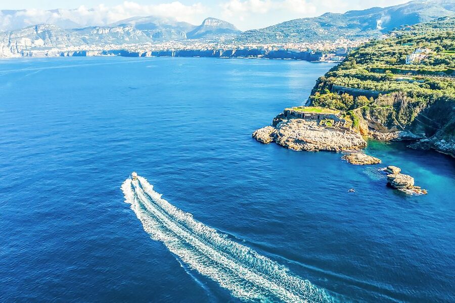 Sorrento: Sightseeing Cruise with Limoncello Tasting - Why this short Sorrento cruise works so well