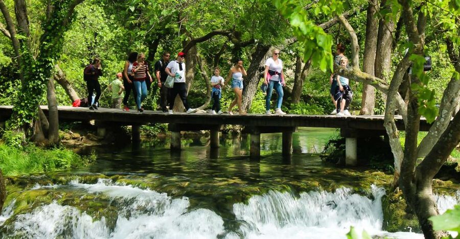Split: Krka Waterfalls With Boat Cruise, Wine and Olive Oil - The boat from Skradin to Skradinski buk