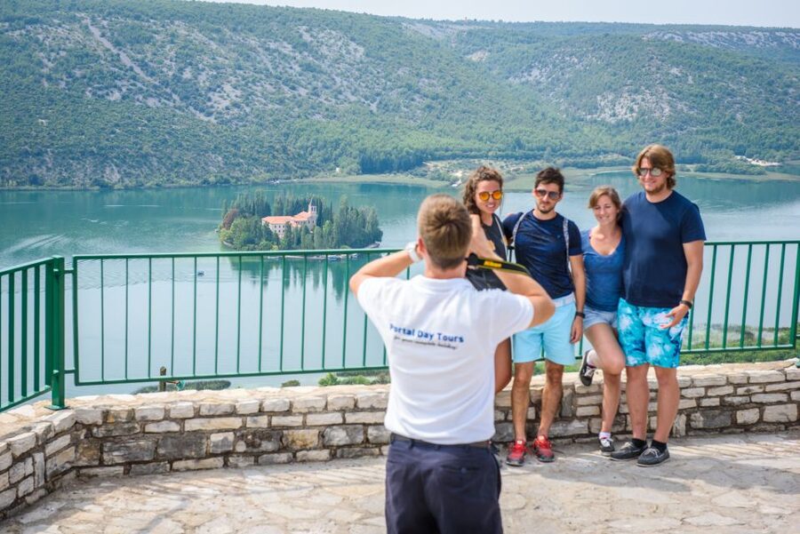 Split/Trogir: Krka National Park Day Trip with Wine Tasting - How the guides shape the experience