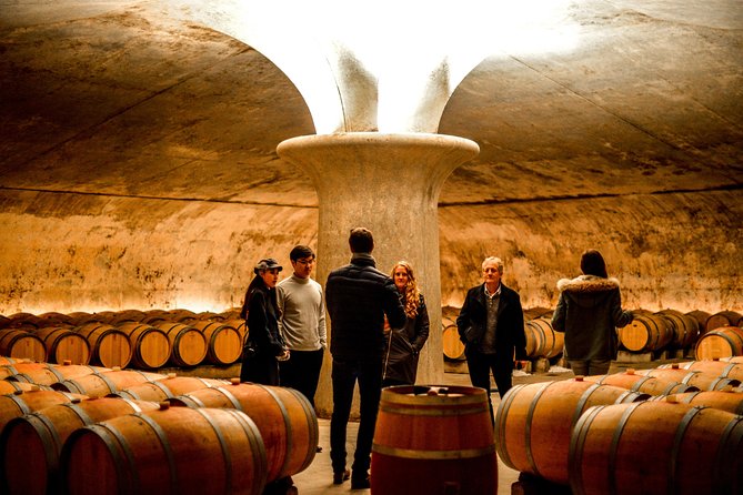 St-Emilion & Médoc Wine Day Tour: Chateaus, Tastings and Lunch - Leaving Bordeaux for Saint-Émilion