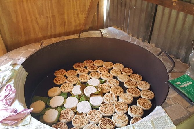 St. Lucia Food and Rum Tour - Taste authentic St. Lucian Food and Culture - A choice of local food and beer at Glamity’s
