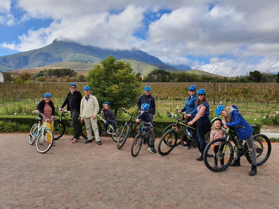Stellenbosch: Historical Bike Tour & Wine Tasting - Pedaling into Jonkershoek Valley