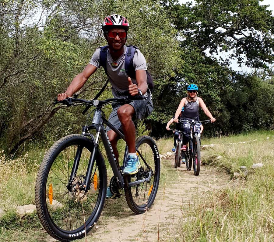 Stellenbosch: Historical Bike Tour & Wine Tasting - Second estate: Cape Dutch buildings, cellar, and chocolate