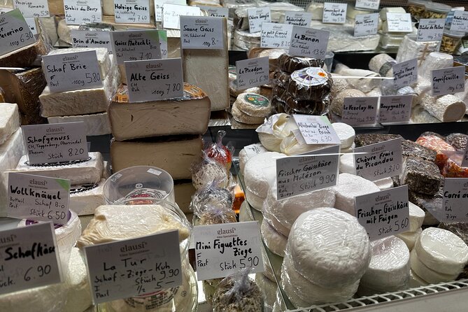 Swiss Cheese Tasting Experience | Basel - What happens during the 40-minute tasting