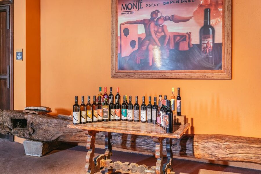 Tacoronte: Guided Winery Tour with Wine and Cheese Tastings - Key points to know before booking