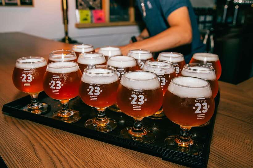 Taipei Nightlife: Taipei Pub Crawls (2 Different Routes) - Timing, clothes, and practical details