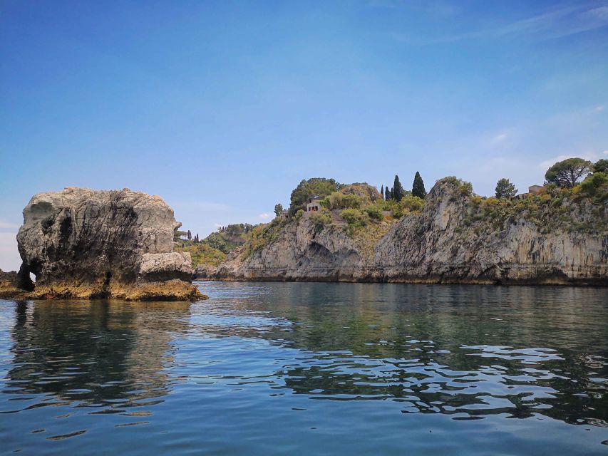 Taormina: Coastal Highlights Cruise with Wine & Food Tasting - What the three-hour cruise actually feels like