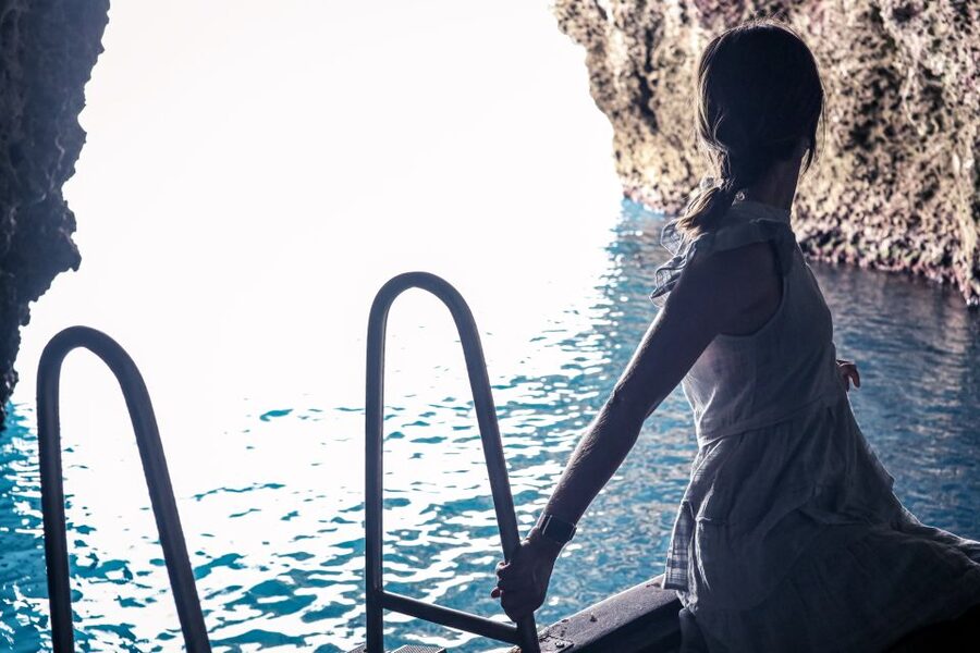 Taormina: Coastal Highlights Cruise with Wine & Food Tasting - Booking details worth keeping in mind