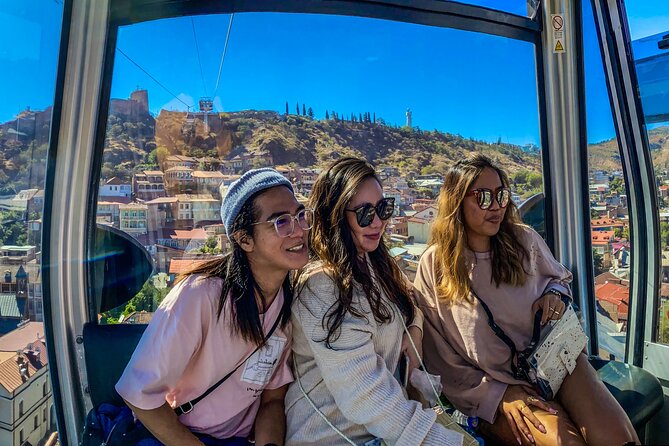 Tbilisi Walking Tour Including Cable Car and Traditional Bakery - A taste of Tbilisi at the tone bakery