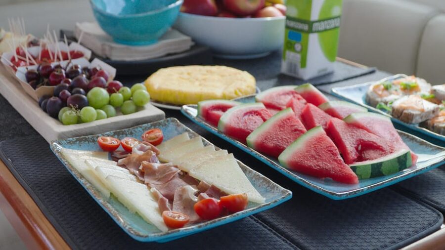 Tenerife: Shared Yacht Cruise with Champagne and Tapas - What you eat and drink over three hours