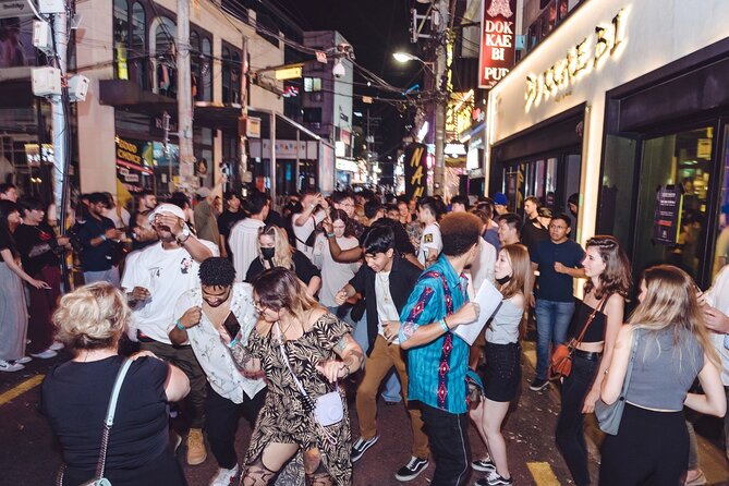 The Seoul Pub Crawl Official - The hosts can make or break the evening