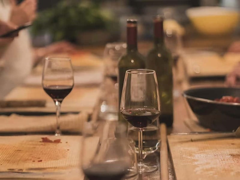 Tirana: Traditional Cooking Class with Wine & Raki Tasting - Who should book this class