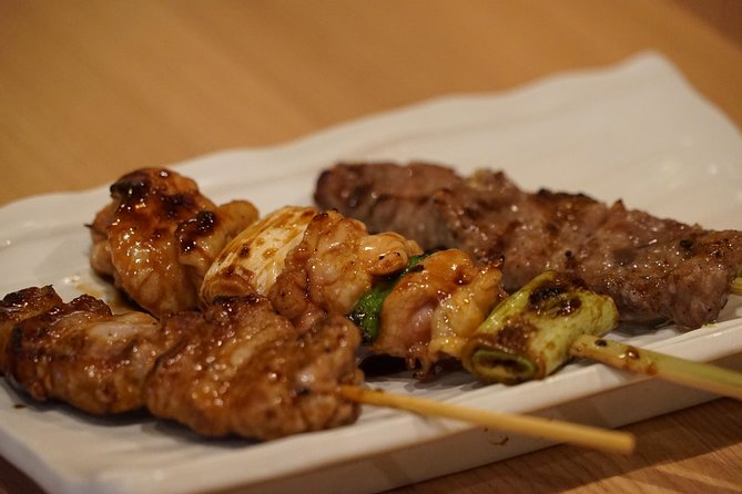 Tokyo Bar Hopping Tour in Shinjuku (All-You-Can-Drink + Dinner) - The guides make the difference