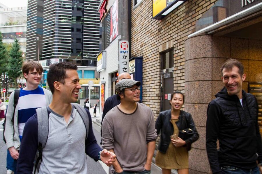 Tokyo: Ramen Tasting Tour with 6 Mini Bowls of Ramen - The shops are part of the lesson