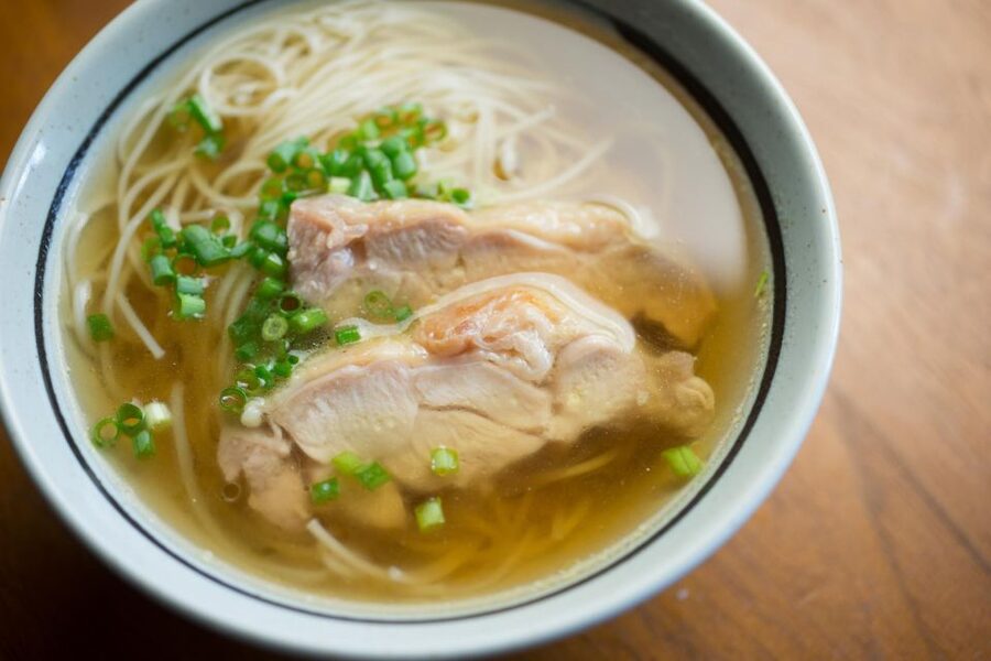 Tokyo: Shinjuku Bar Hopping with All-You-Can-Drink & Dinner - Who should book this Shinjuku bar crawl?