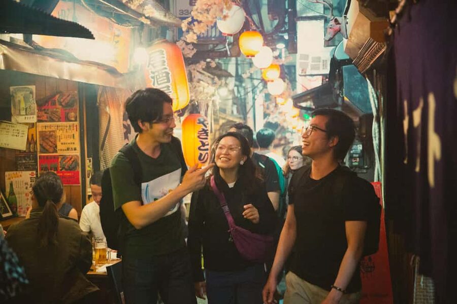 Tokyo: Shinjuku Izakaya and Golden Gai Bar Hopping Tour (2h) - Key points to know before you book