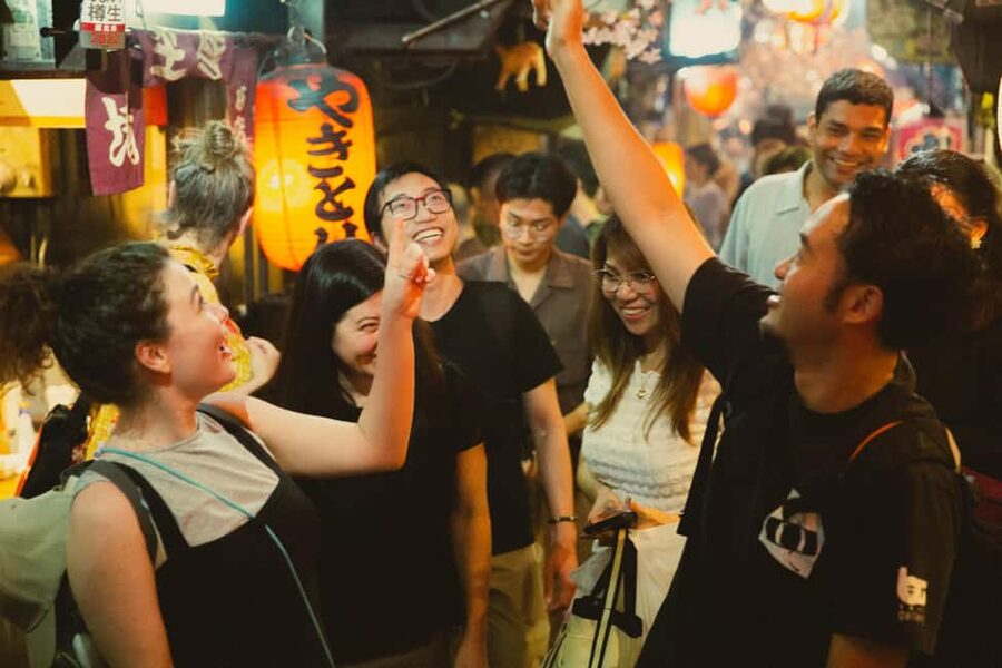 Tokyo: Shinjuku Izakaya and Golden Gai Bar Hopping Tour (2h) - Who will enjoy this most