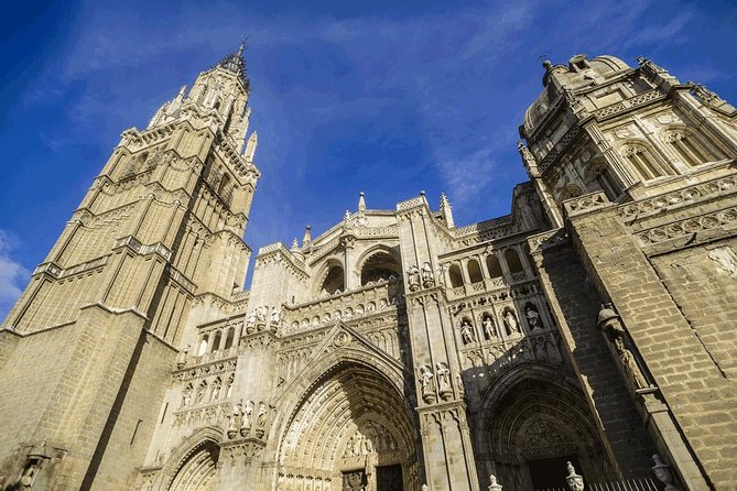 Toledo Tour & Vineyard Walk with Wine Tasting from Madrid - Lunch and free time with a clock running