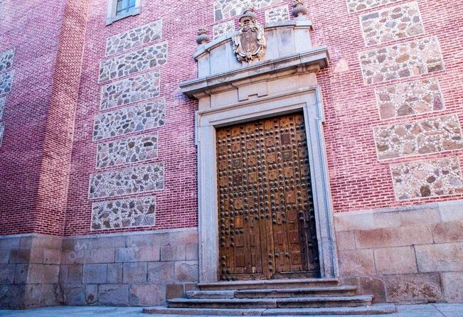 Toledo Tour & Vineyard Walk with Wine Tasting from Madrid - Three wines, Manchego, and Iberian charcuterie