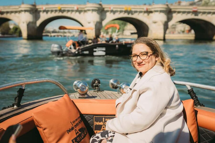 Top Private Cruises in Paris with Champagne + more surprises - Pont Neuf, Notre Dame, and the Île de la Cité