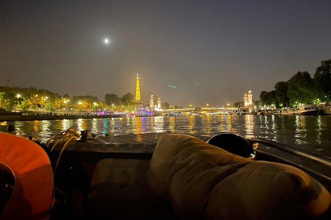 Top Private Cruises in Paris with French Champagne and surprises - Pont Neuf and Notre-Dame
