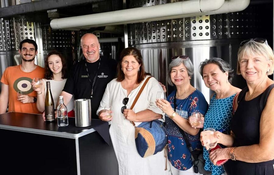 Toronto: Niagara-on-the-Lake, Wine Tasting & Chocolate Tour - Jackson Triggs: five pours and a look behind the bottle