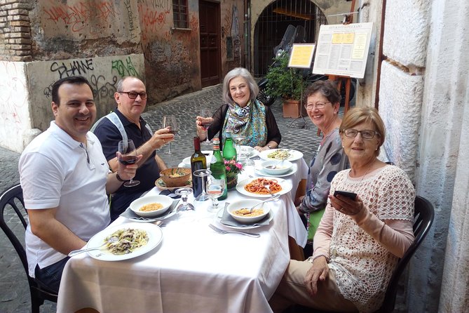 Trevi Fountain, Pantheon, and Campo Dei Fiori Market Food and Wine Tour - The Pantheon from outside, with gelato in hand