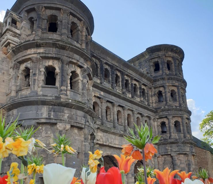 Trier: Guided City Walk with Wine Tasting - Starting at the Porta Nigra